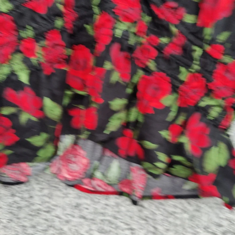 Old Navy Womens Cottage Romantic Rose Floral Peplum Top XL Black Red Puff Sleeve